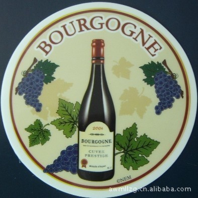 創新專利產品 倒酒薄片，提升紅酒品飲體驗